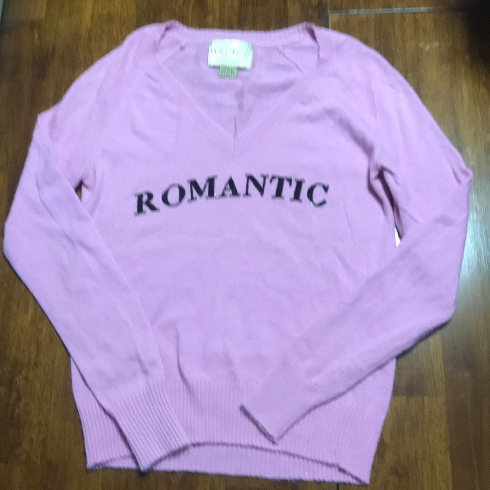 COPY - Wild fox pink V- neck sweater